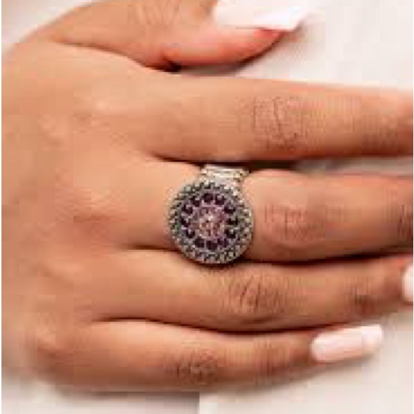 Five piece jewelry set - Picture 4 of 4